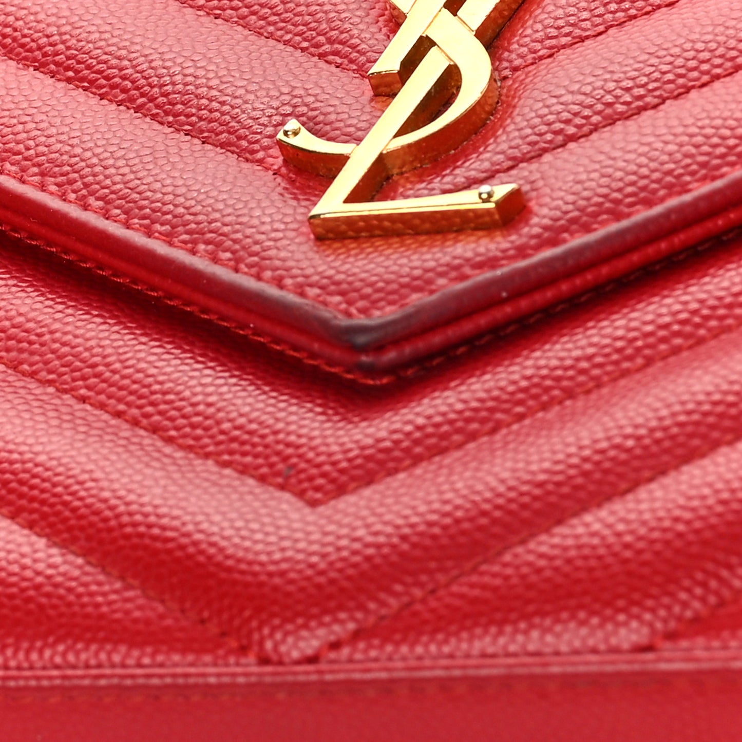 Grain De Poudre Matelasse Chevron Monogram Chain Wallet Rouge Eros