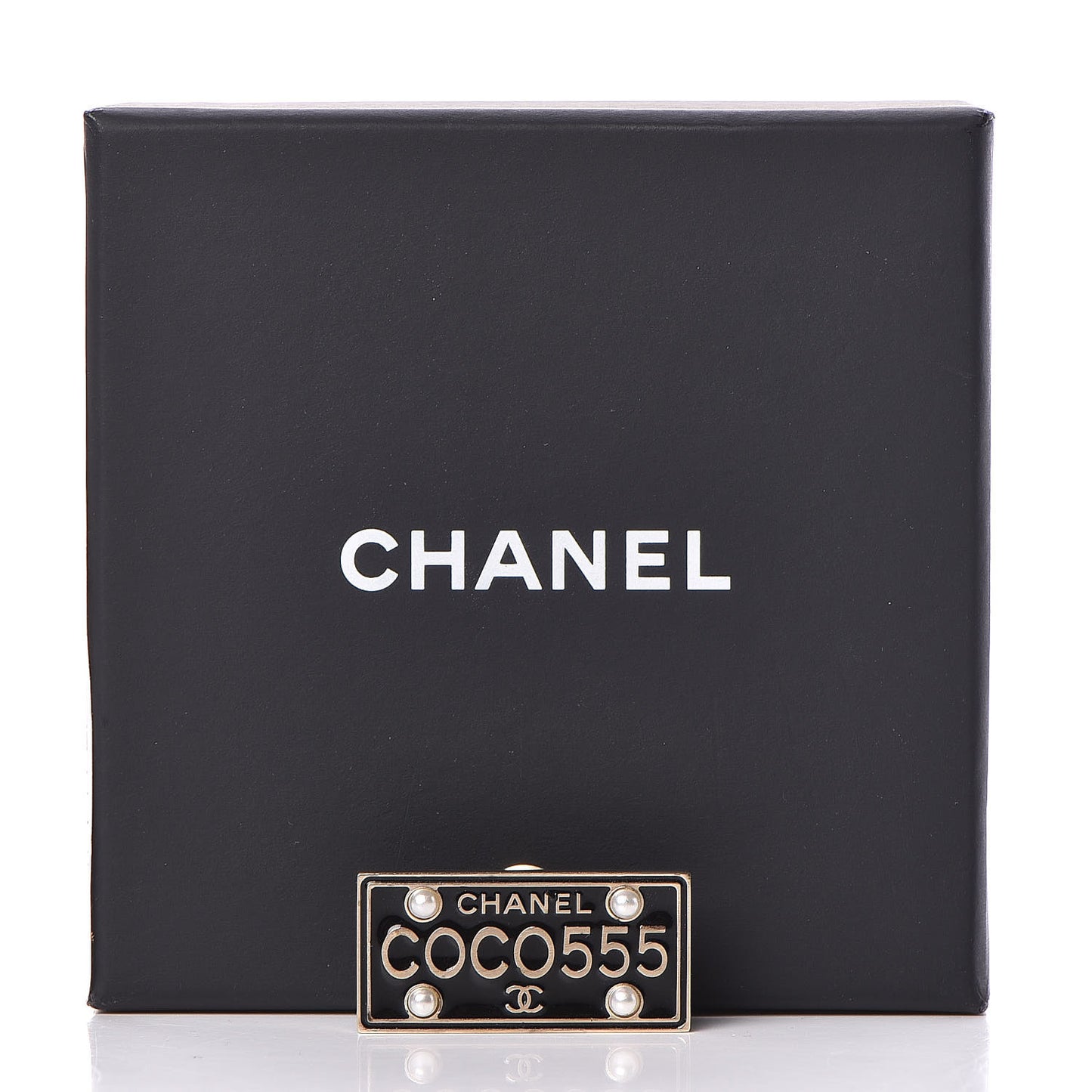 Metal Resin Pearl Coco License Plate Brooch Black Gold