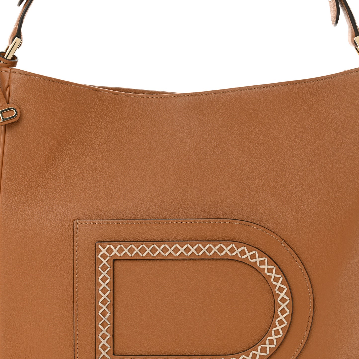 Grained Calfskin Pin Surpique Bucket Vegetal Ivory