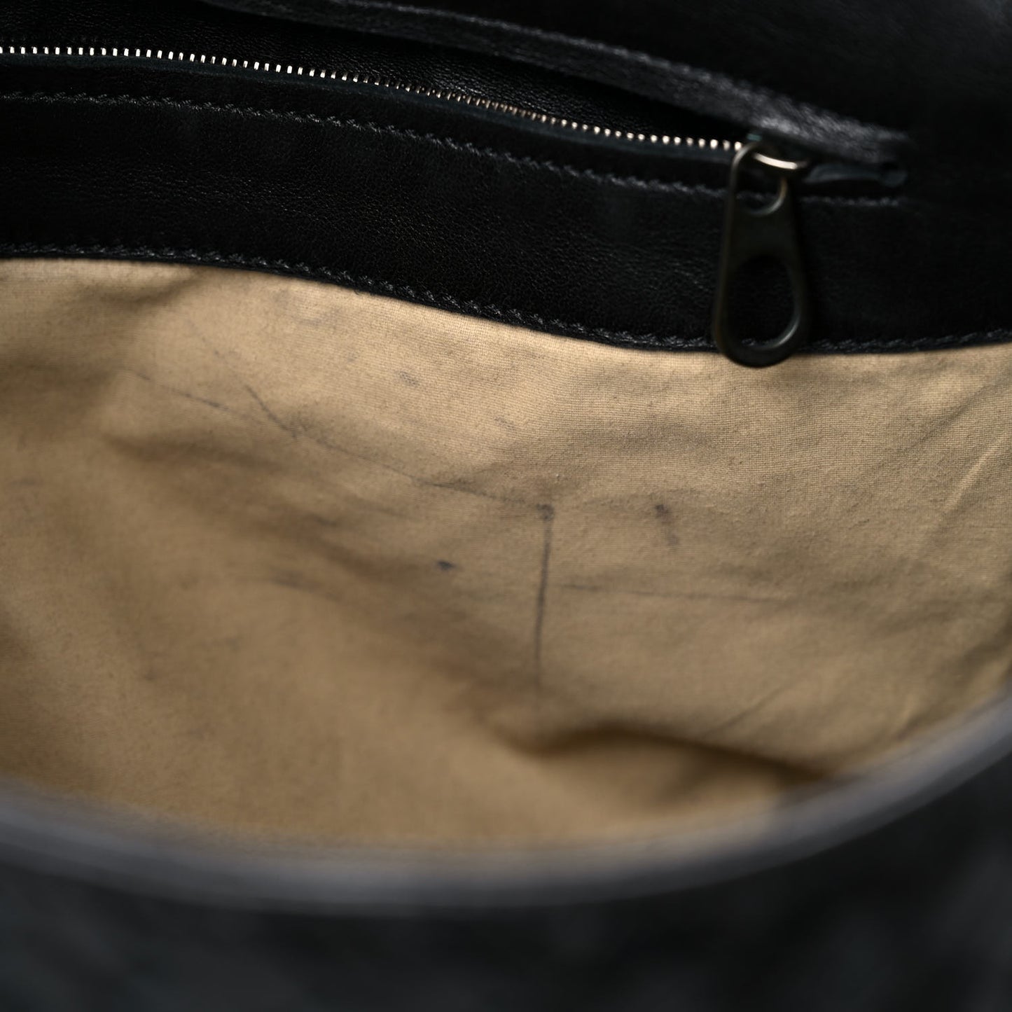 Nappa Intrecciato Messenger Bag Black