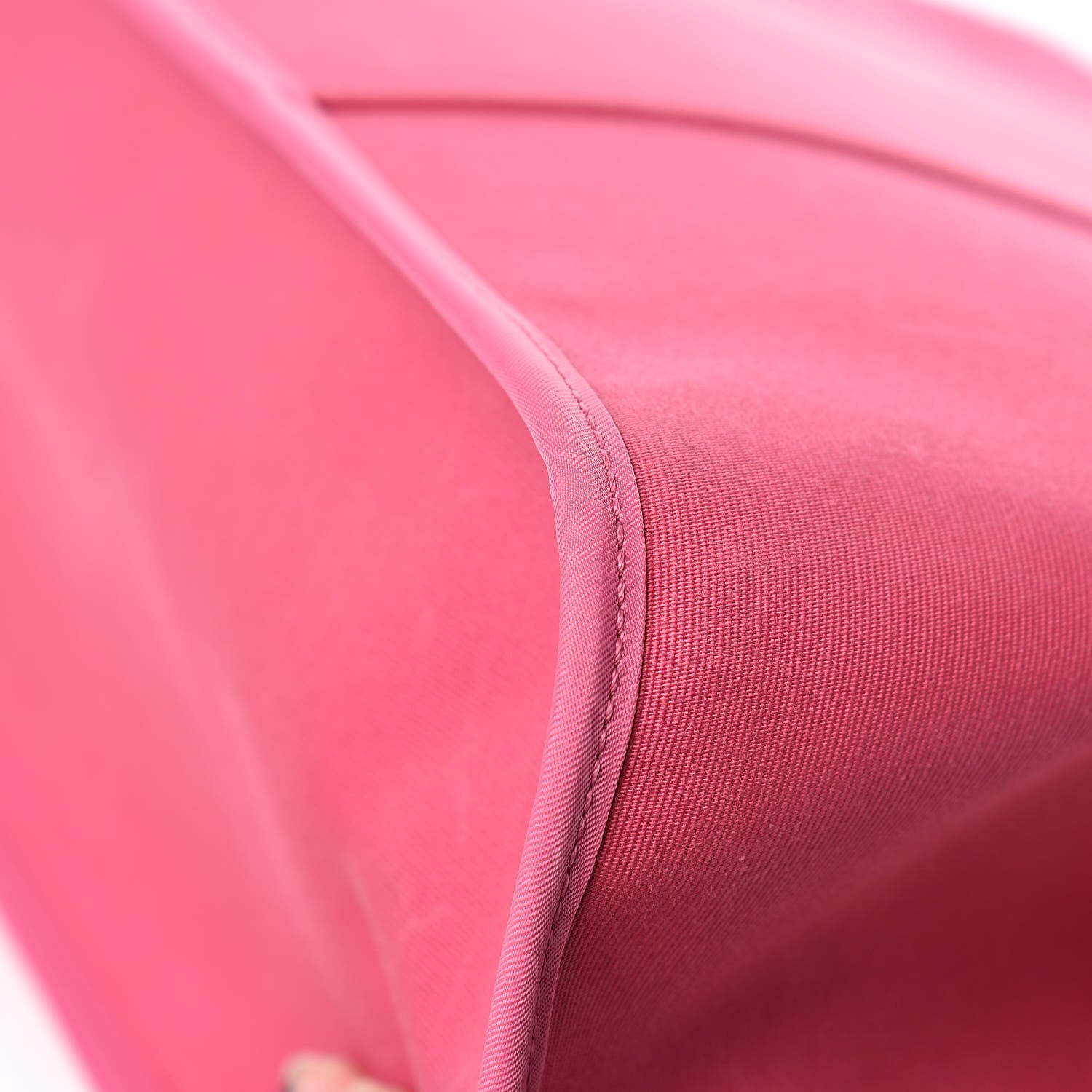 Hermes Toile Cabag 39 Rose Lipstick 8 of 18
