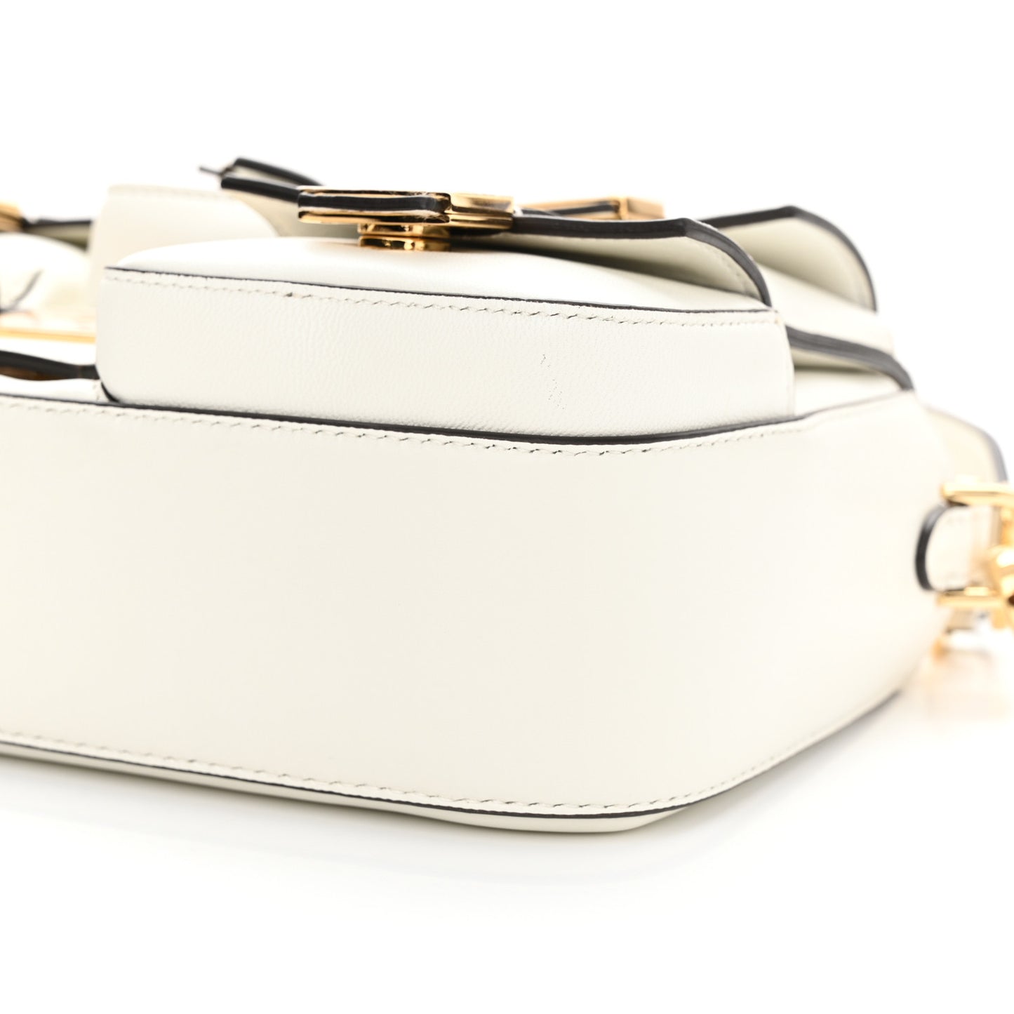 Shiny Nappa Multipocket Baguette White