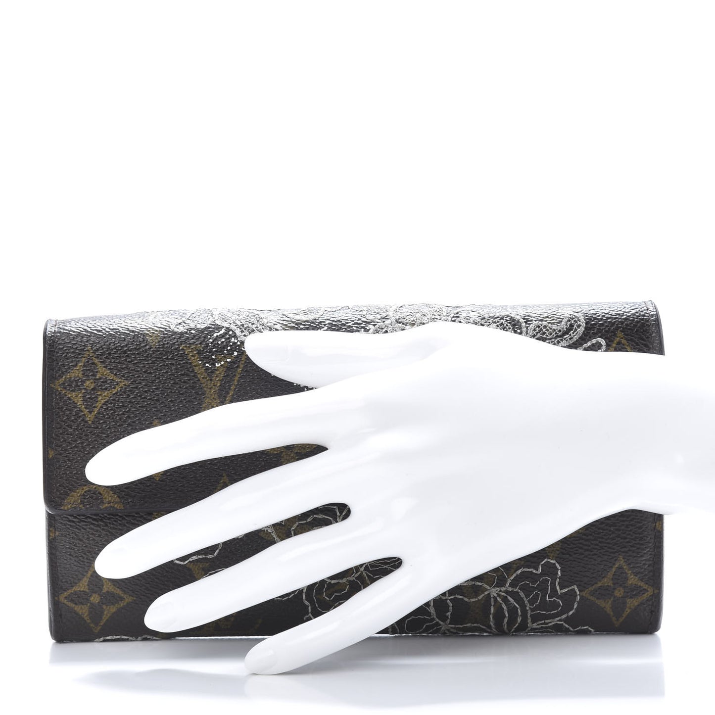 Monogram Dentelle Sarah Wallet Silver