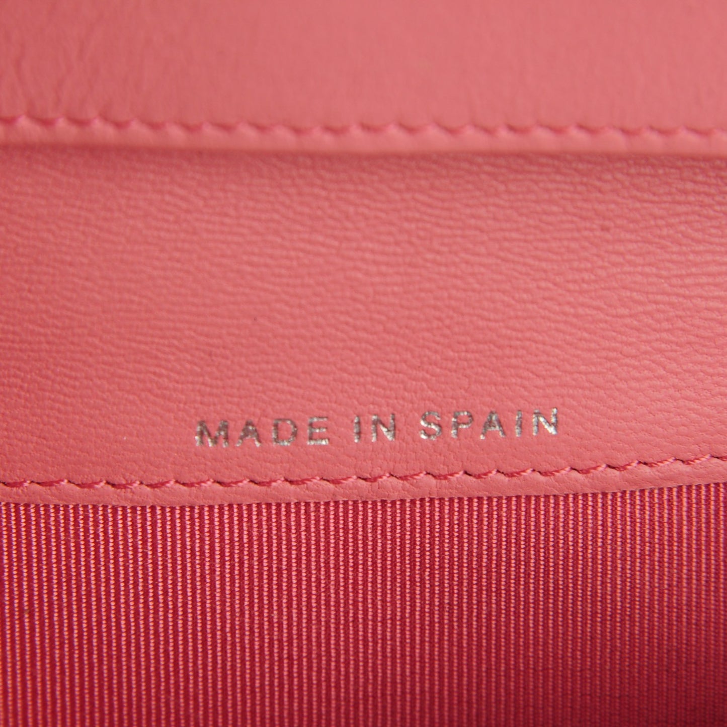 Lambskin Quilted Yen Wallet Rose