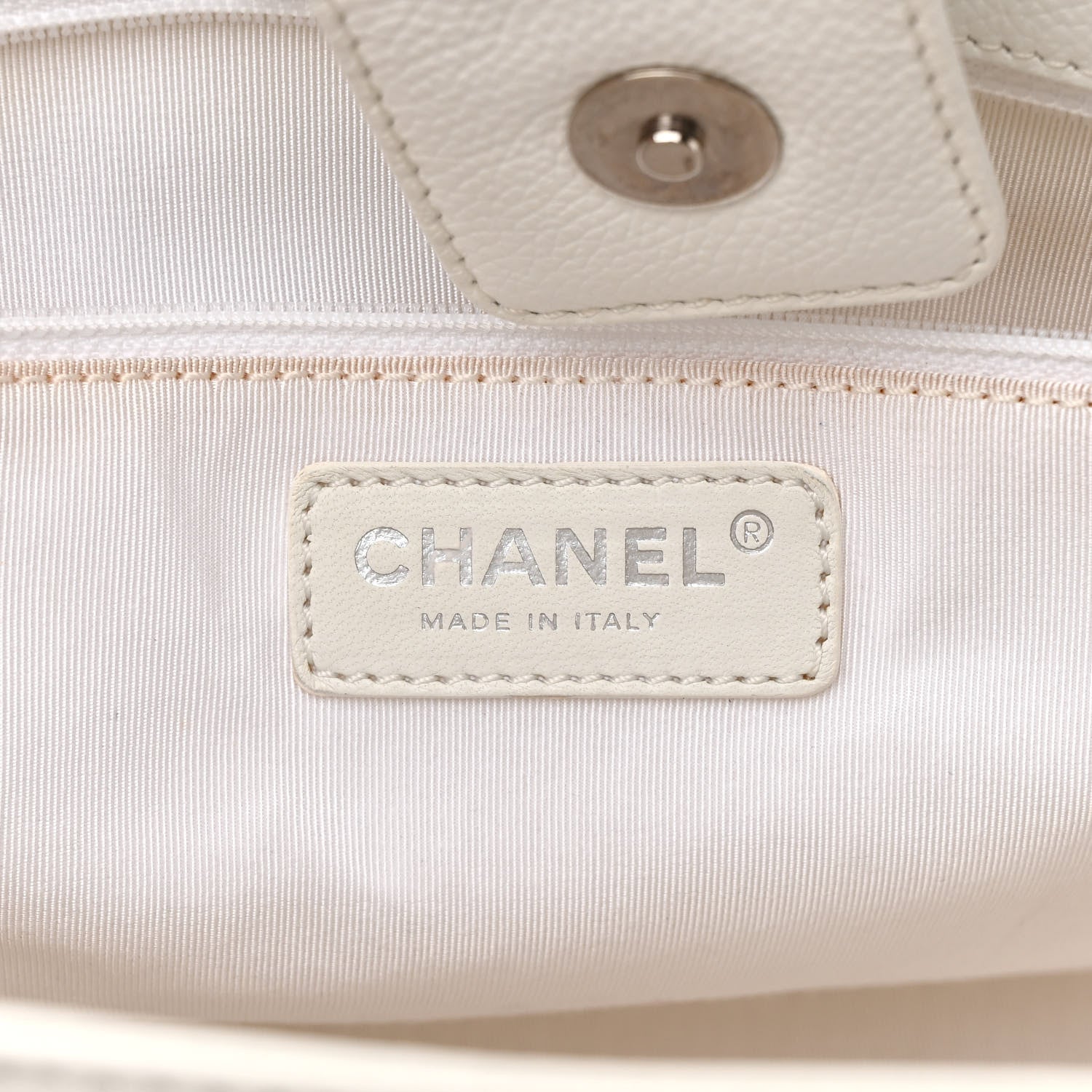 Chanel Calfskin Cerf Executive Shopper Tote White 8 of 20