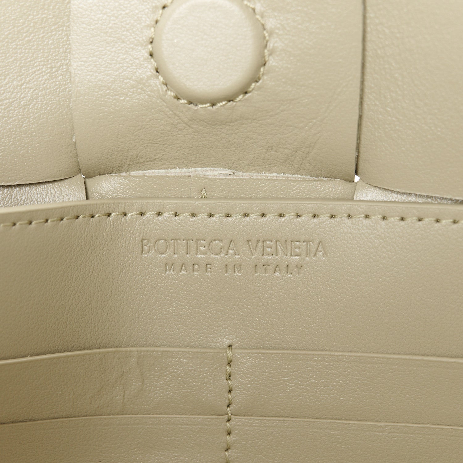 Bottega Veneta Calfskin Maxi Intrecciato Cassette Pouch On Strap Travertine 6 of 10