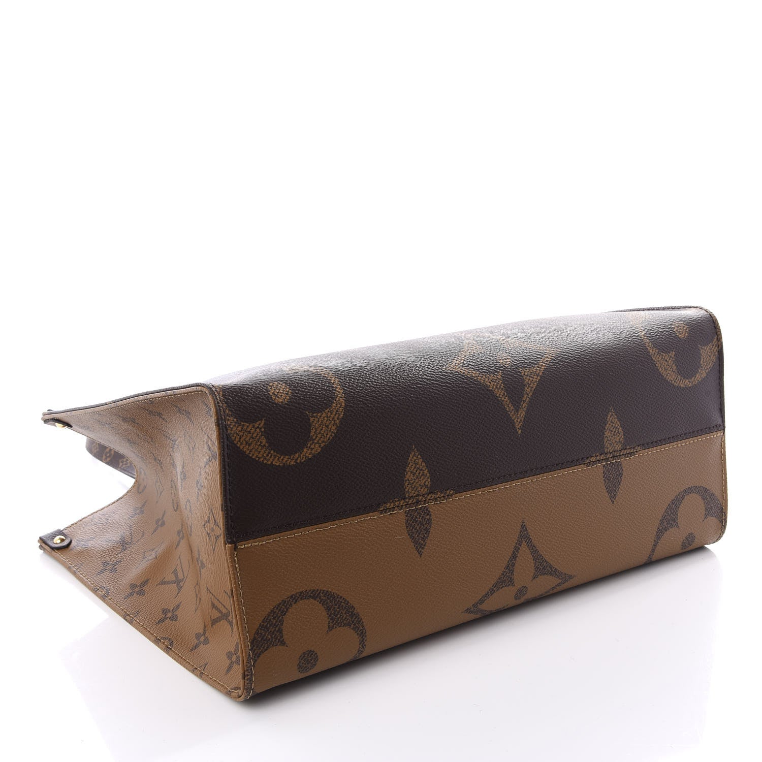 Louis Vuitton Reverse Monogram Giant Onthego MM 3 of 8