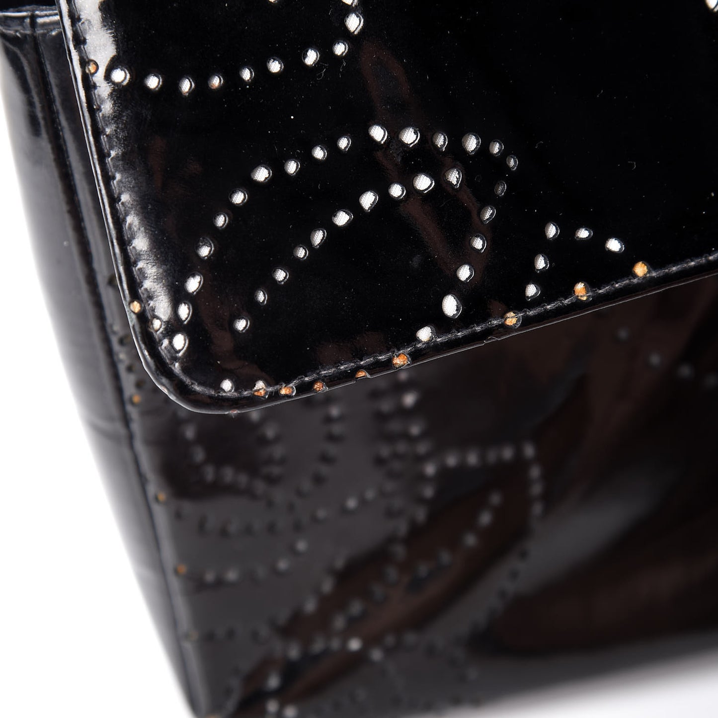 Patent Perforated Camellia Medium Single Flap Black