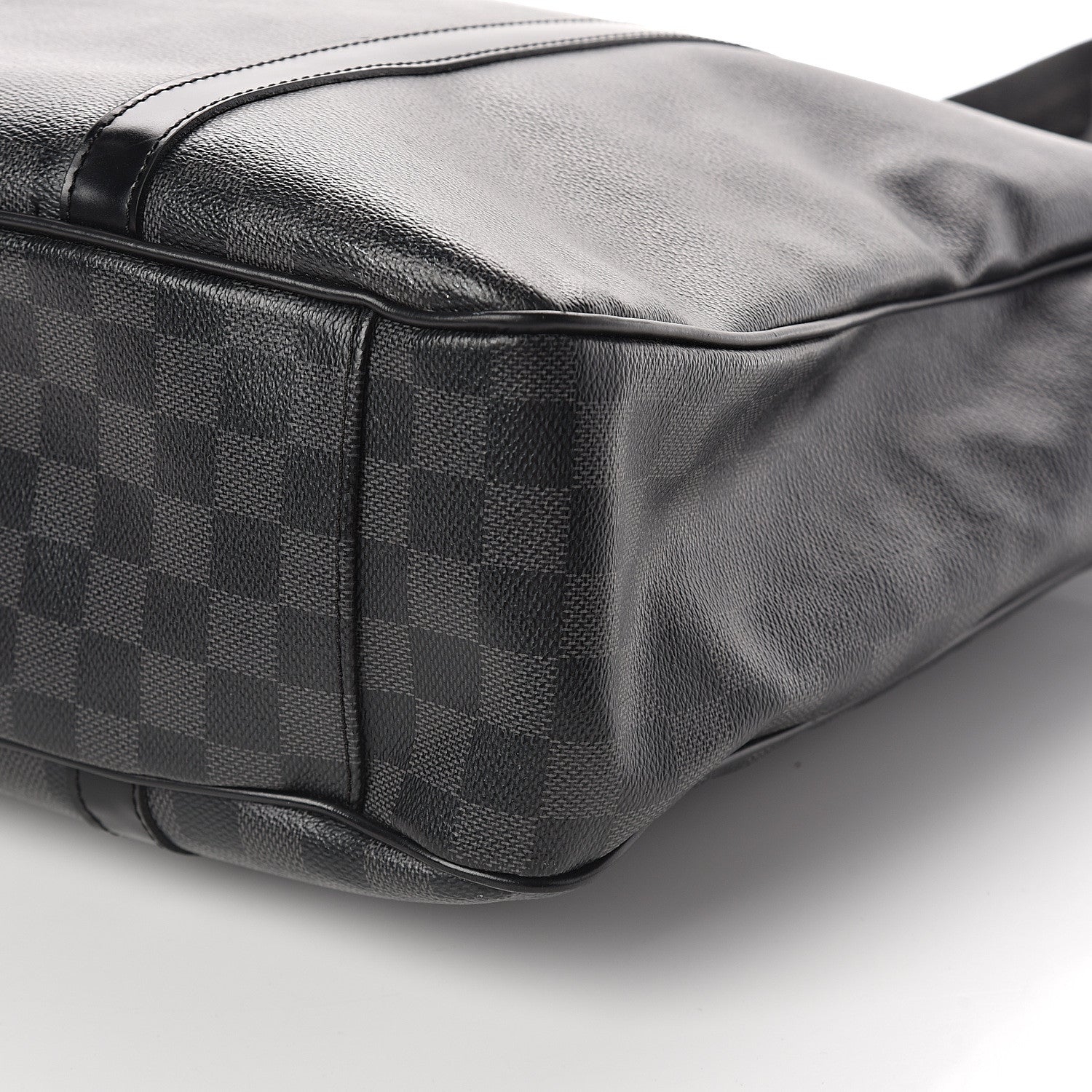 Louis Vuitton Damier Graphite Tadao 9 of 9