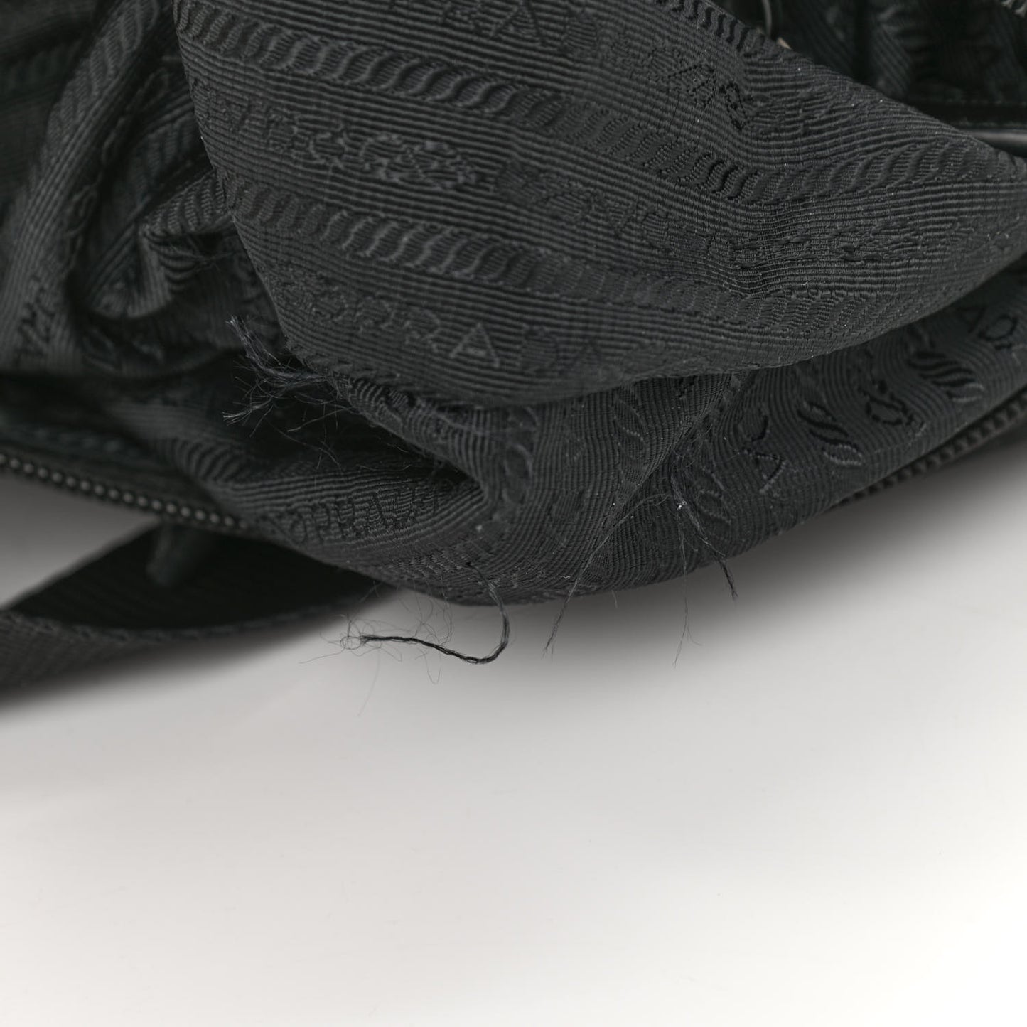 Tessuto Nylon Messenger Bag Black