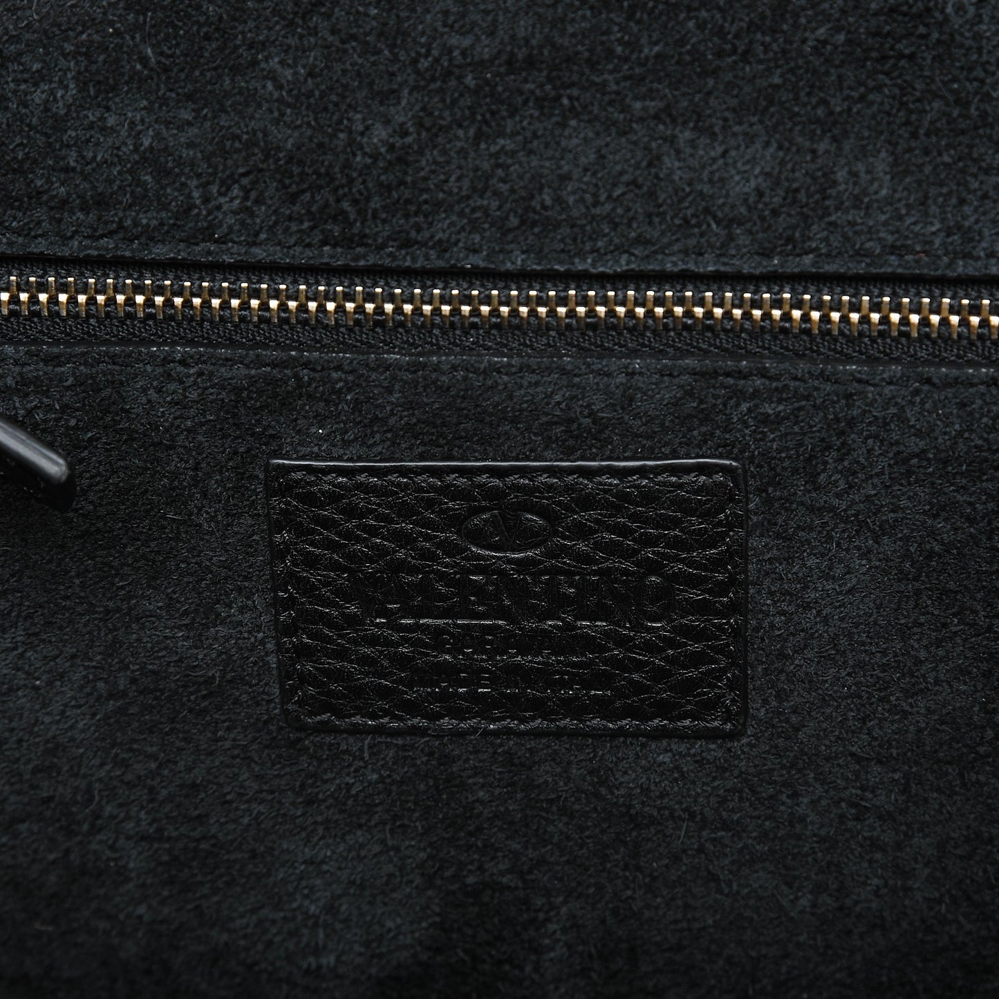Pebbled Calfskin Medium Glam Lock Rockstud Flap Black