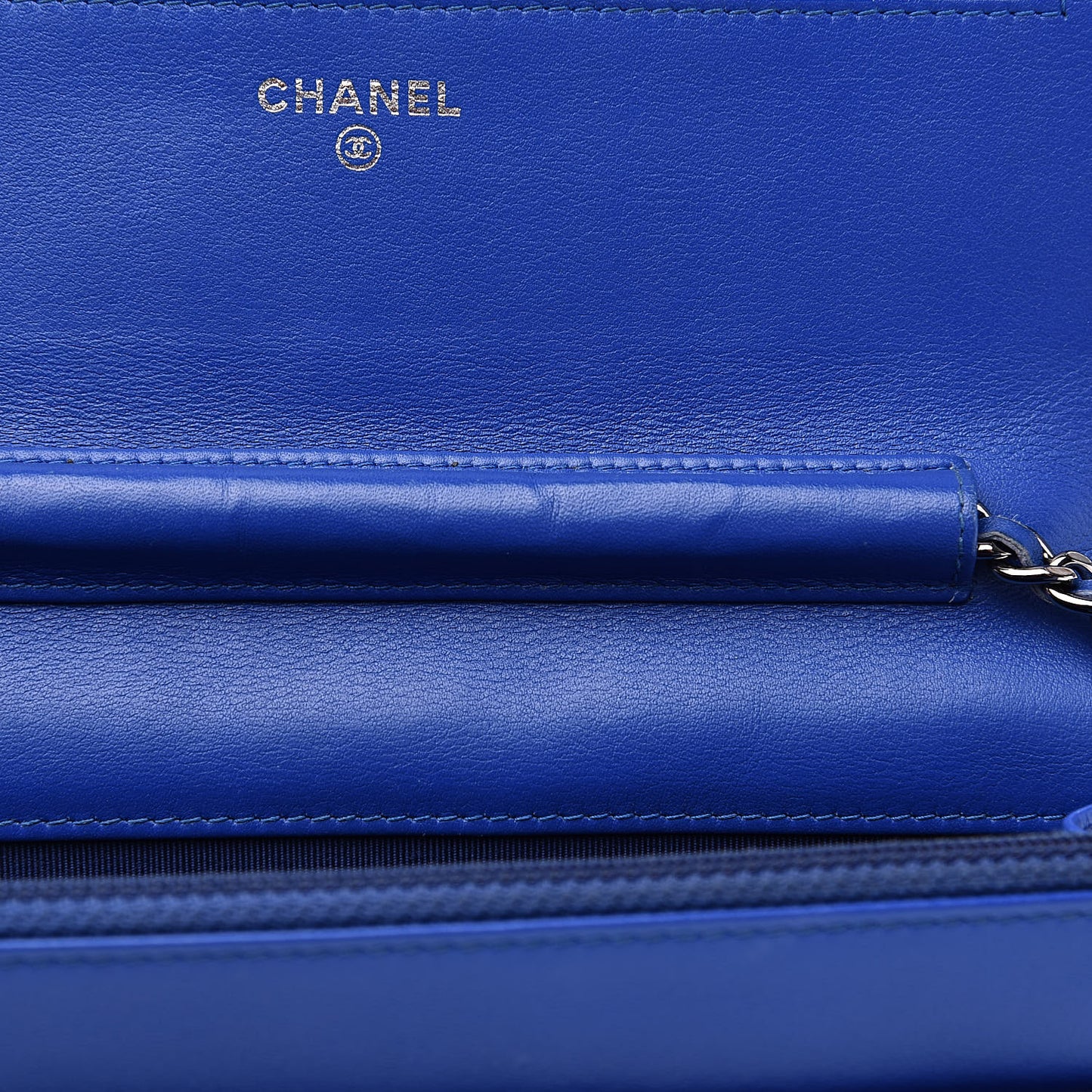 Patent Quilted Wallet On Chain WOC Dark Blue