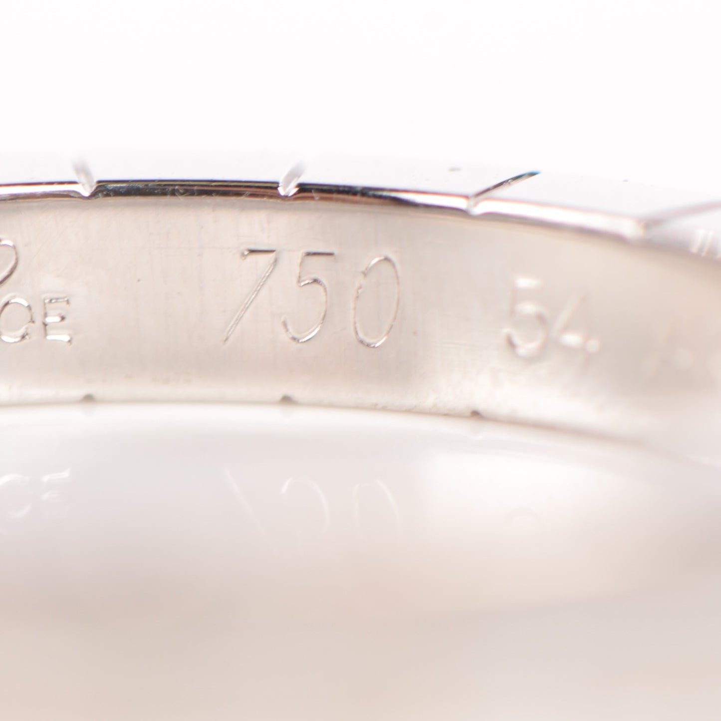 18K White Gold Lanieres Ring 55 7.25