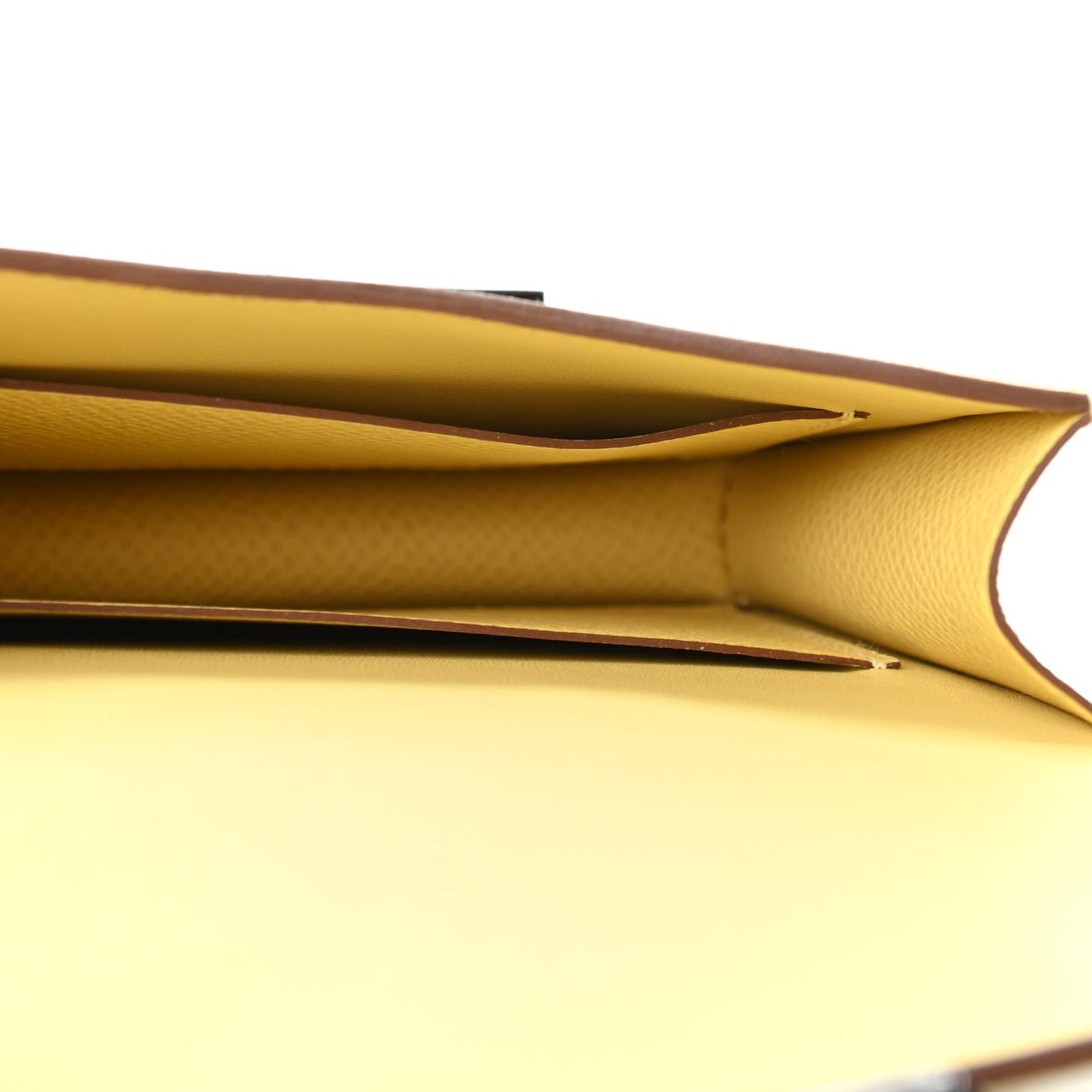 Epsom Constance Slim Wallet Jaune Poussin