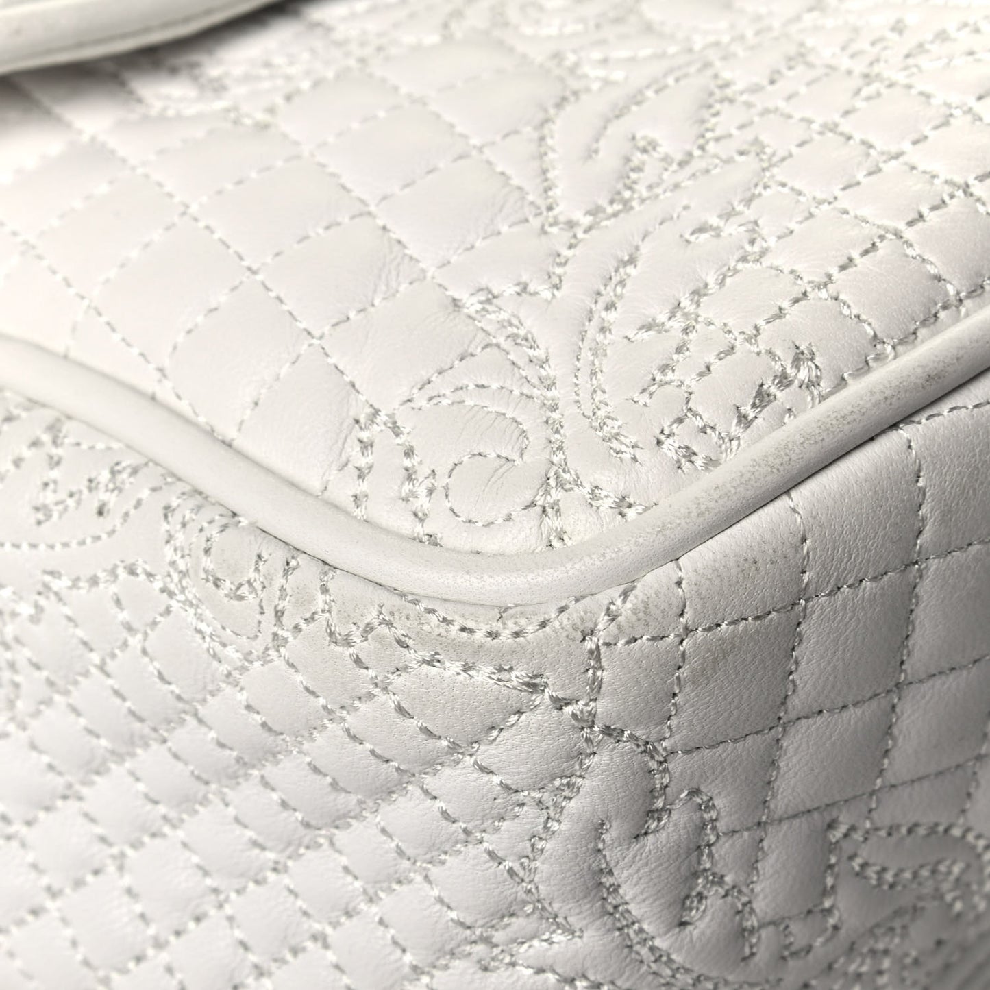 Leather Microvanitas Quilted New Icon Handbag White