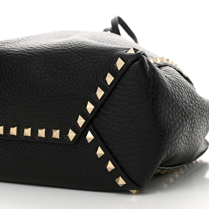 Valentino Garavani Grained Calfskin Rockstud Bucket Bag Black 10 of 12