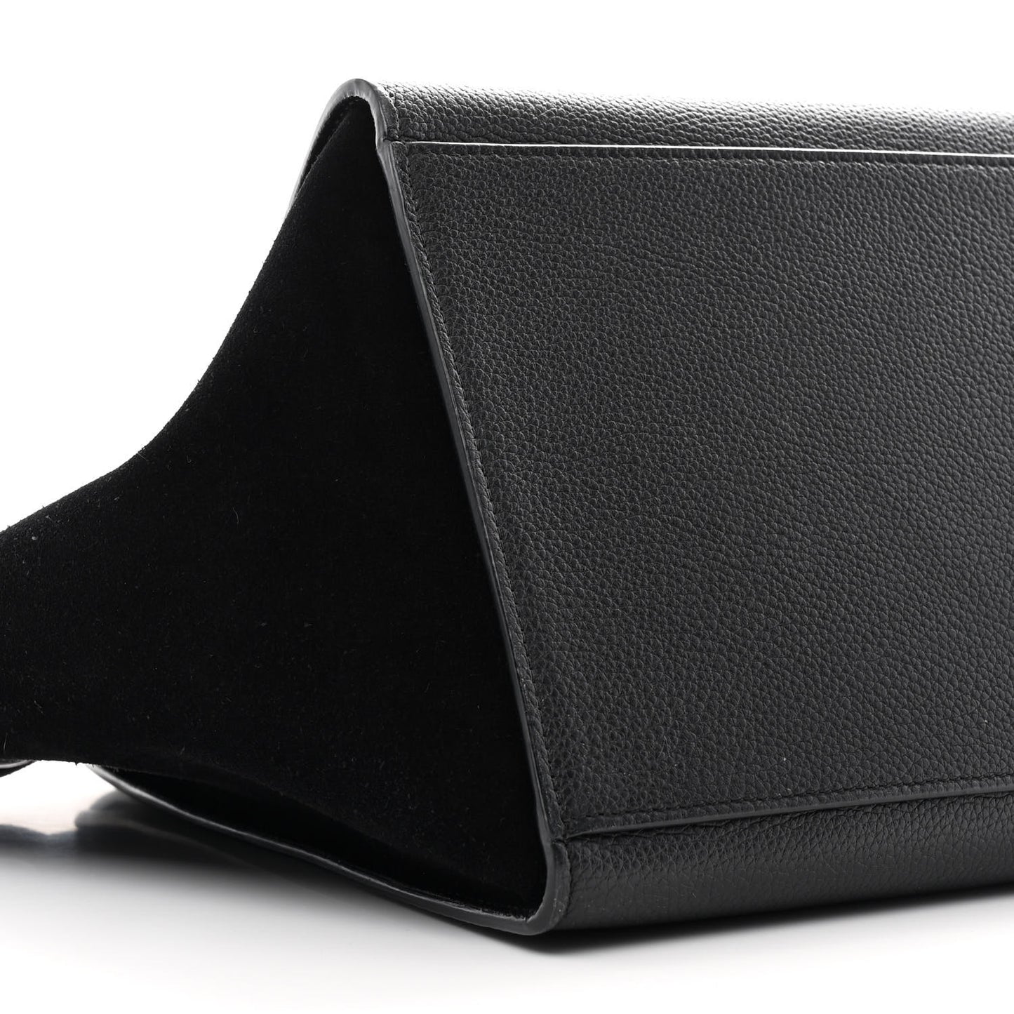 Drummed Calfskin Suede Medium Trapeze Black