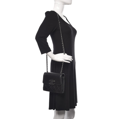 Chanel Washed Calfskin Hamptons Flap Bag Black 2 of 11