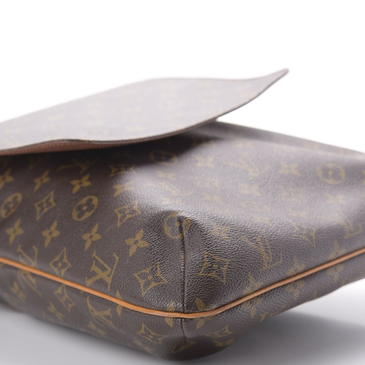 Monogram Musette GM