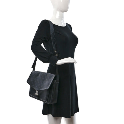 Louis Vuitton Taigarama Messengerama Black 3 of 8