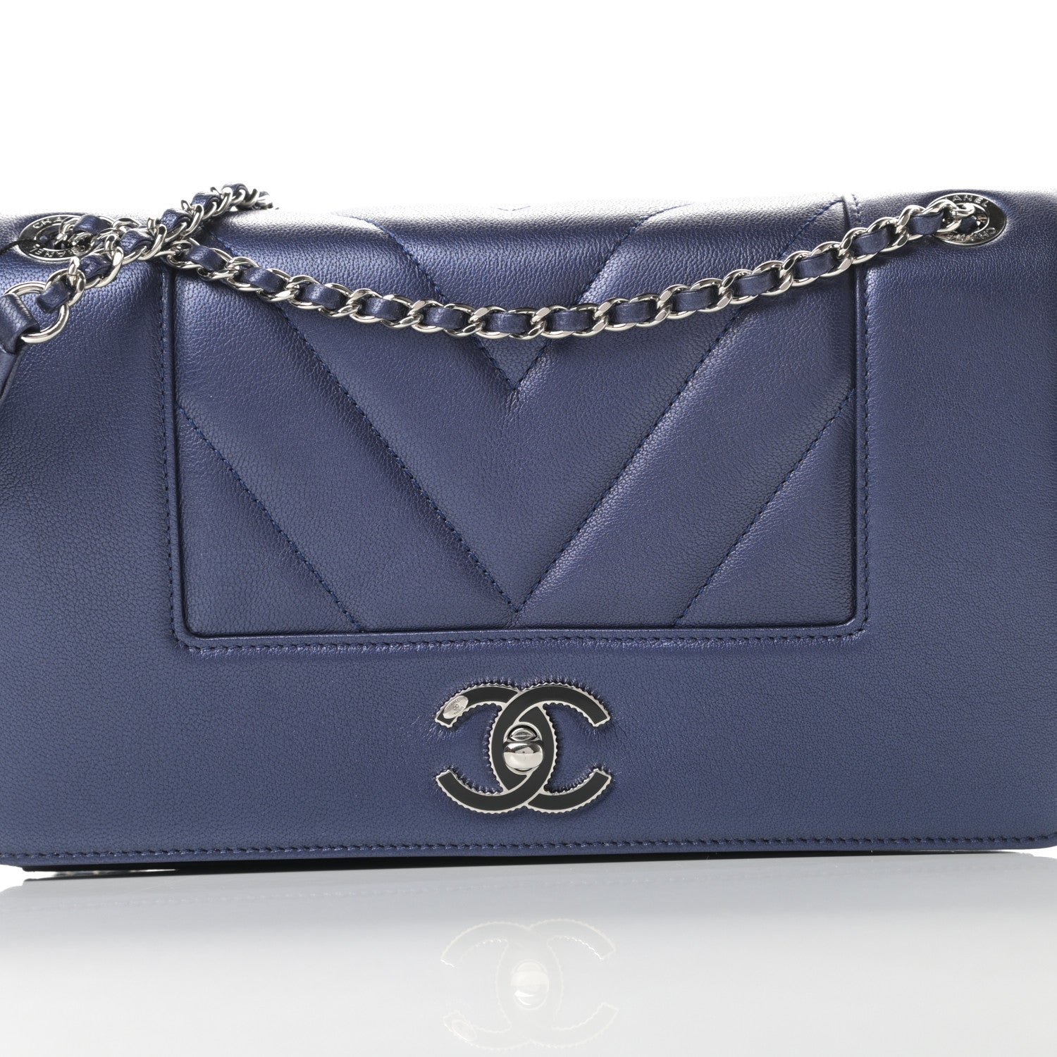 Chanel Metallic Sheepskin Chevron Quilted Medium Vintage Mademoiselle Flap Navy 8 of 11