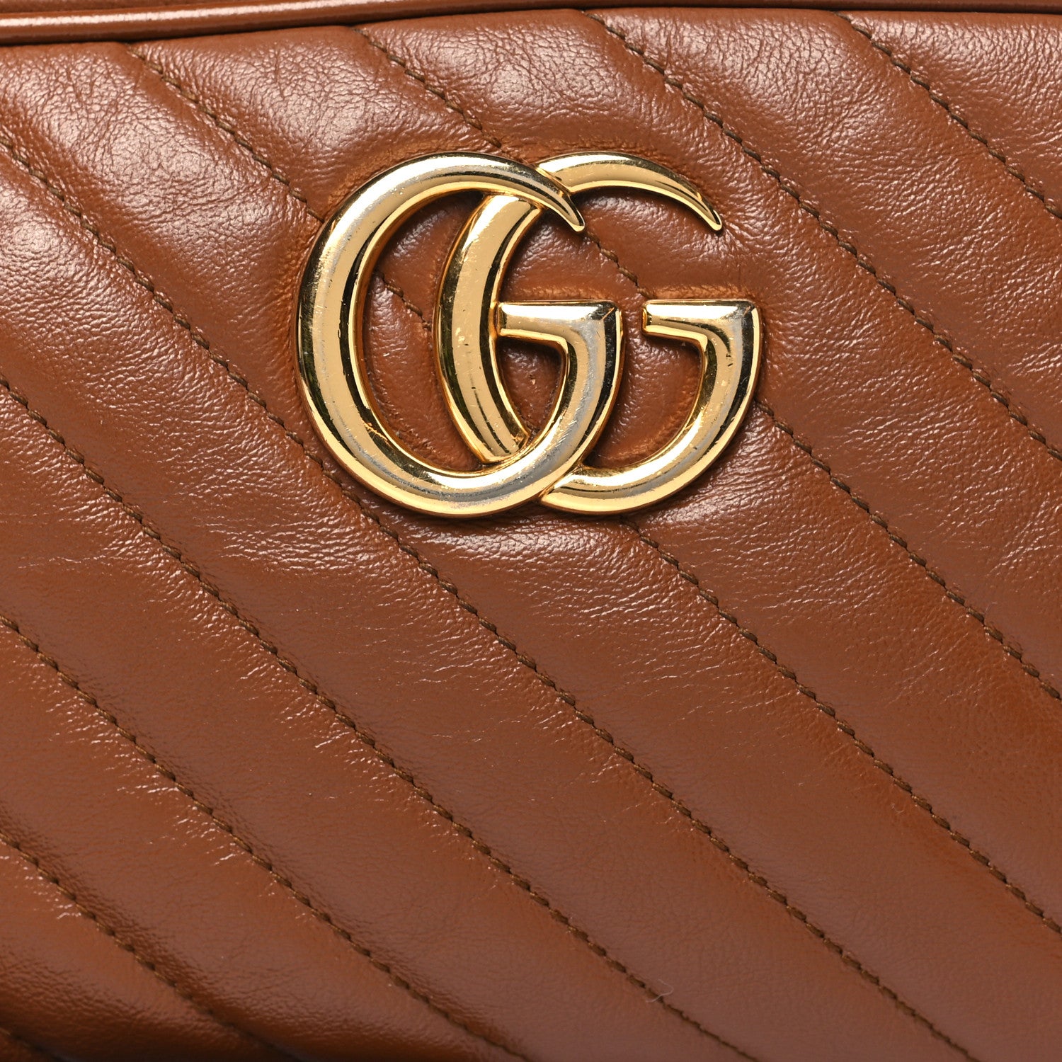 Gucci Glazed Calfskin Matelasse Diagonal Small GG Marmont Chain Shoulder Bag Cuir 8 of 13
