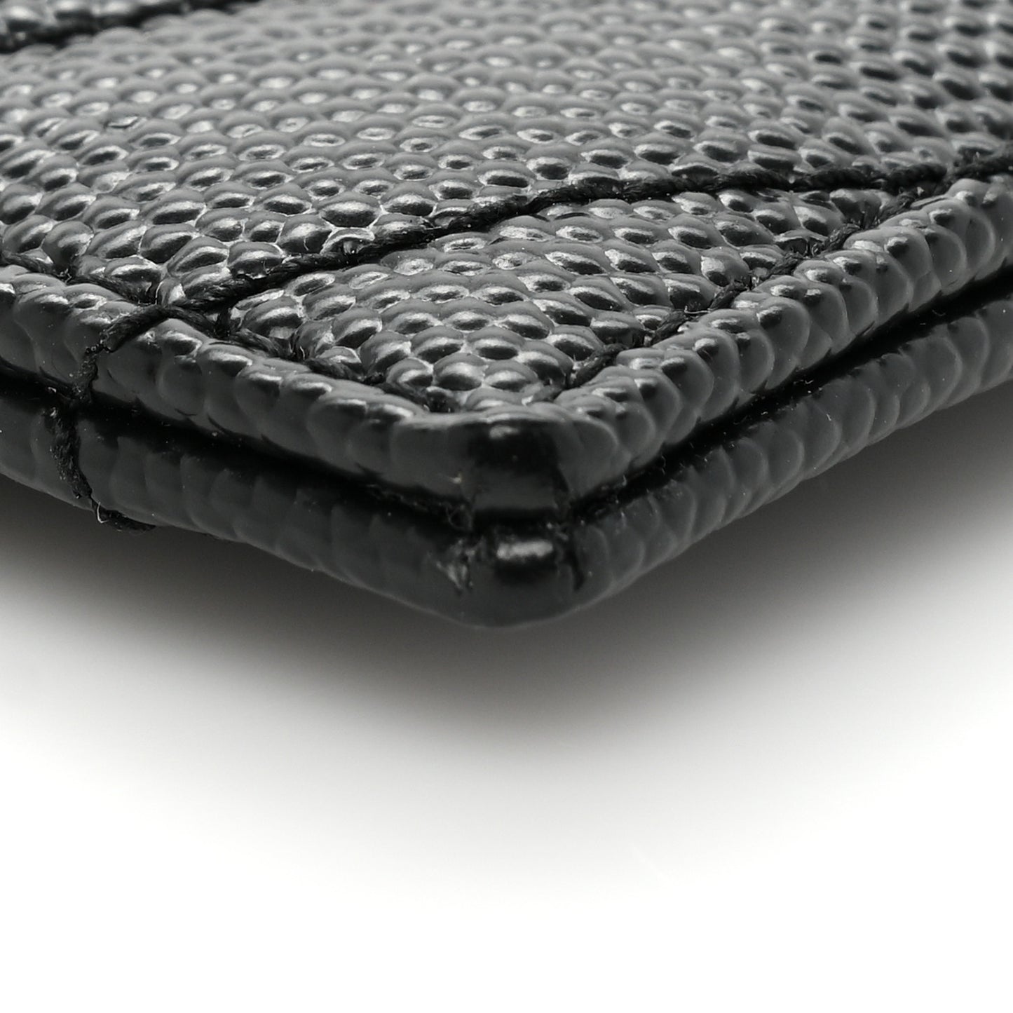 Grain De Poudre Matelasse Chevron Monogram Credit Card Case Black