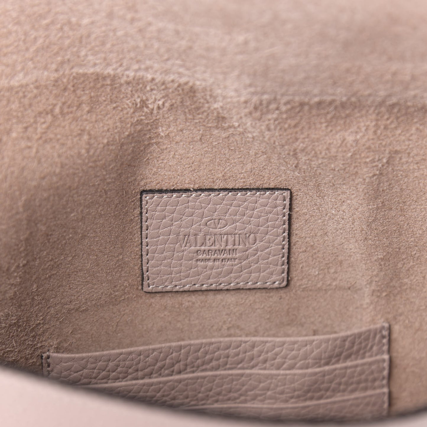 Pebbled Calfskin Rockstud Envelope Clutch Poudre