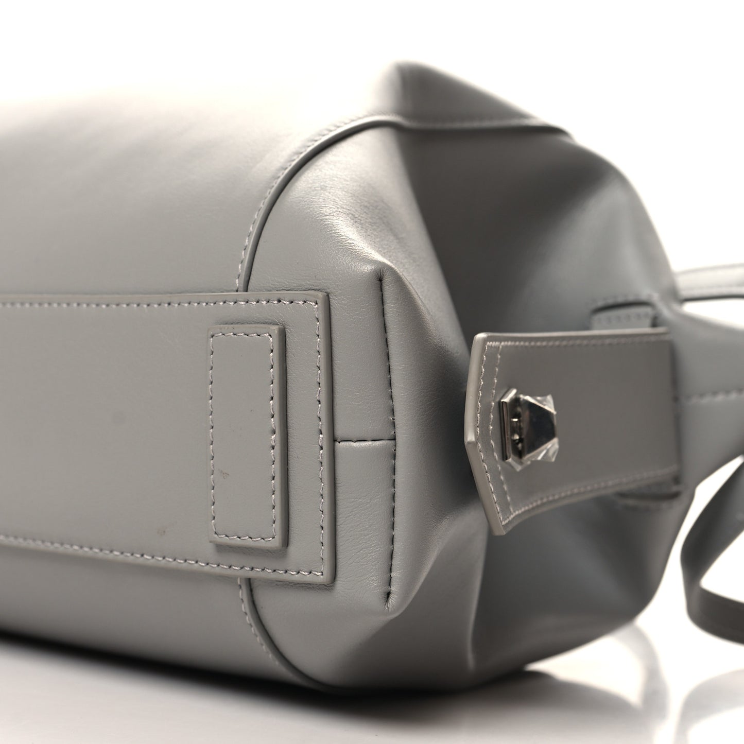 Calfskin Small Soft Antigona Pearl Grey