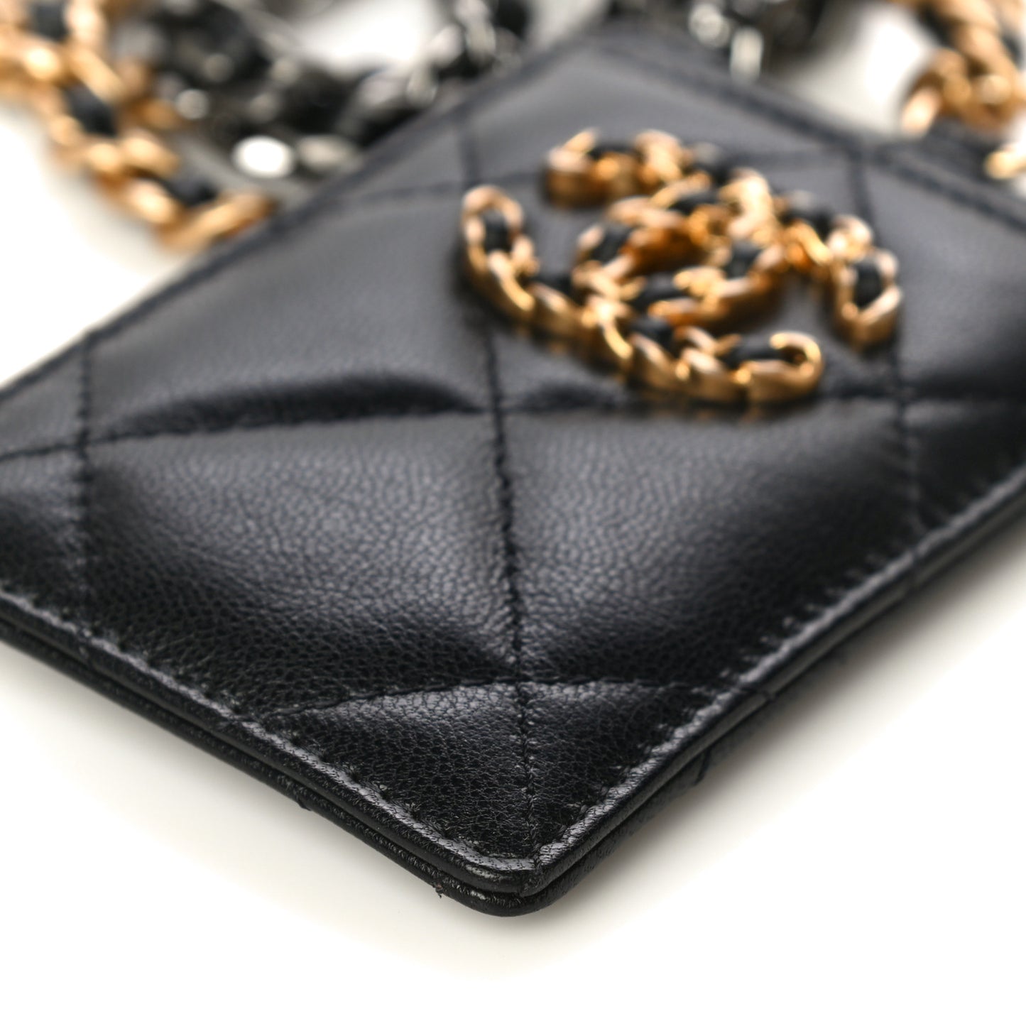 Shiny Goatskin Quilted Chanel 19 Card Holder On Chain Black
