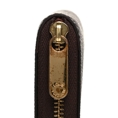 Louis Vuitton Monogram Key Pouch 16 of 16