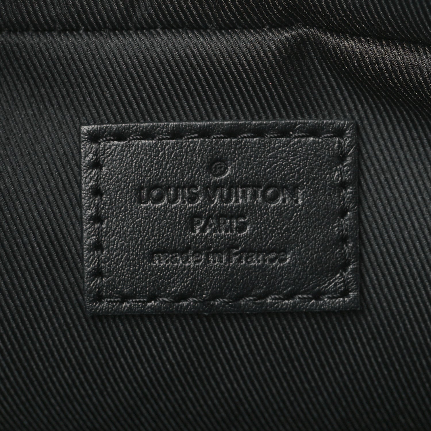 Louis Vuitton Reverse Monogram Eclipse Trio Messenger 6 of 9