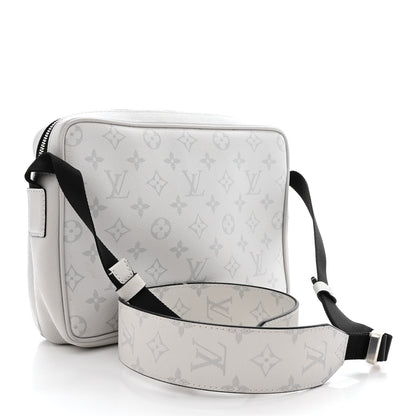 Louis Vuitton Taigarama Outdoor Messenger Antartica 3 of 14