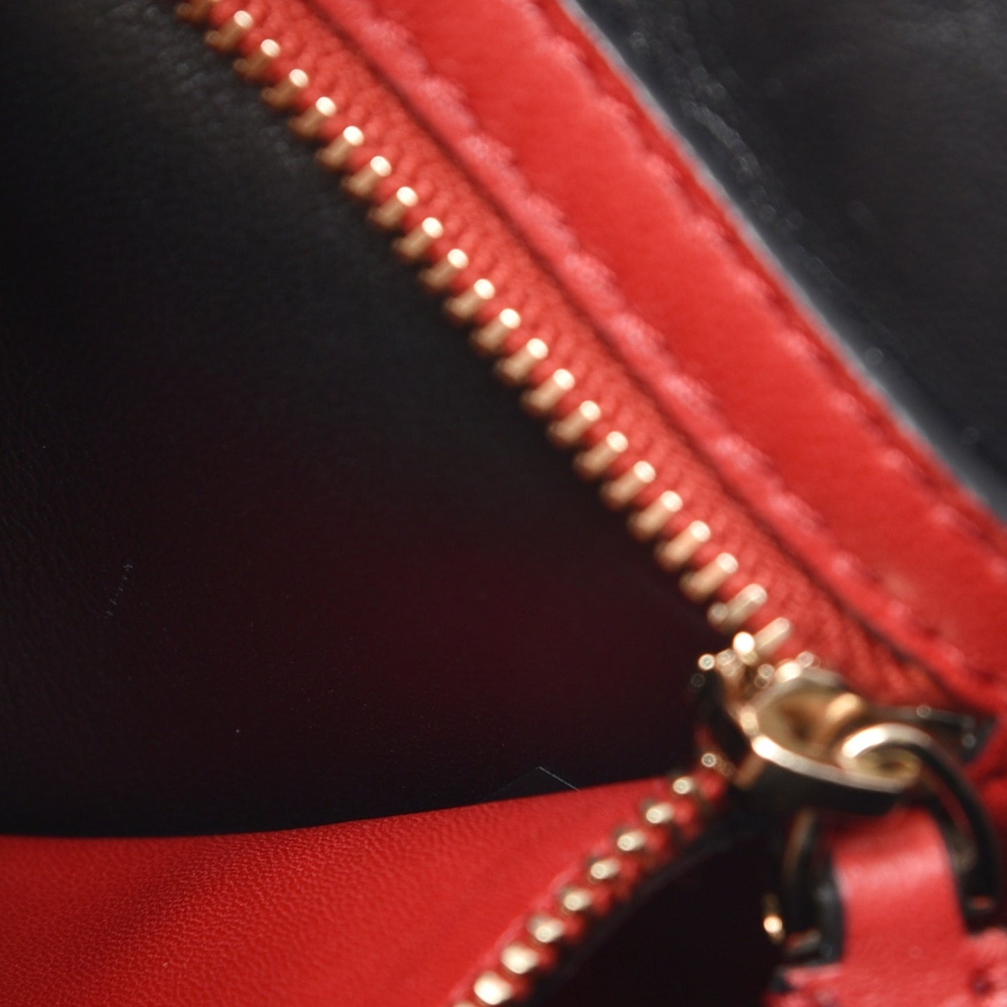 Lambskin Medium Rockstud Spike Shoulder Bag Black