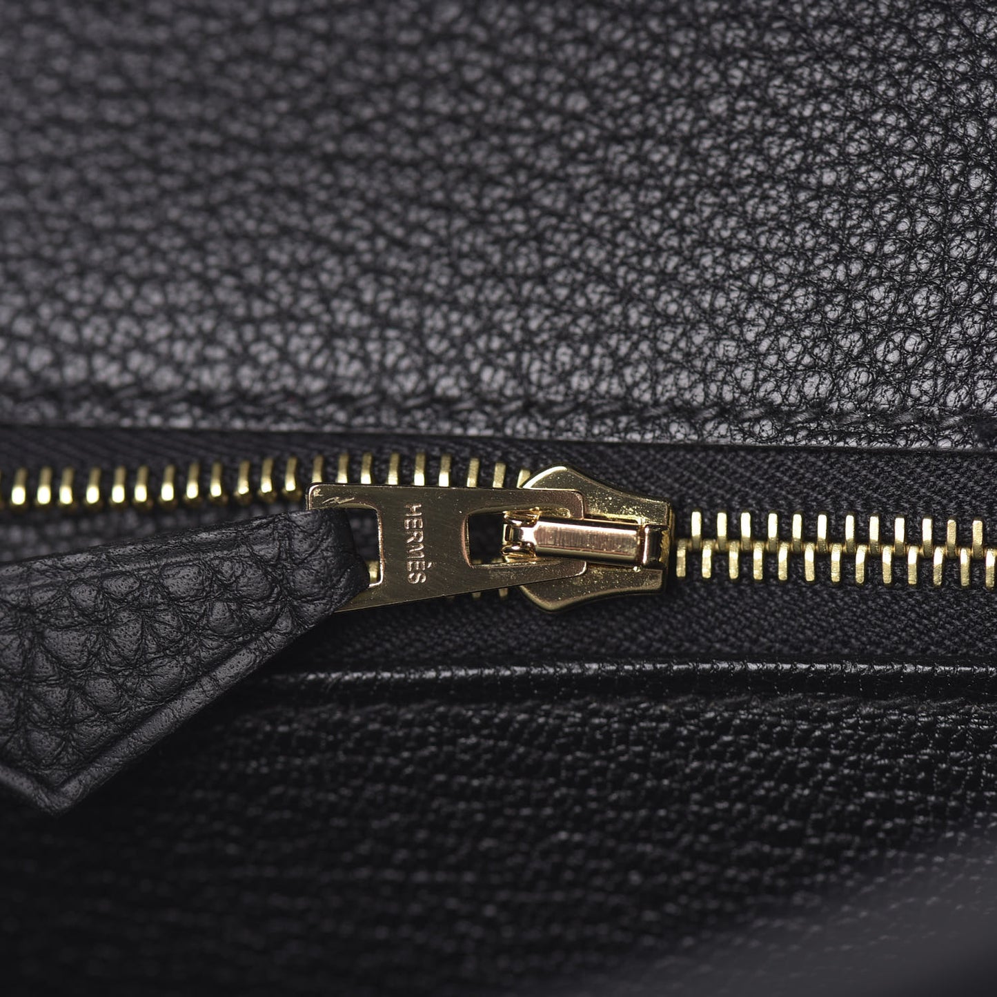 Togo Shiny Niloticus Crocodile Birkin Touch 25 Black