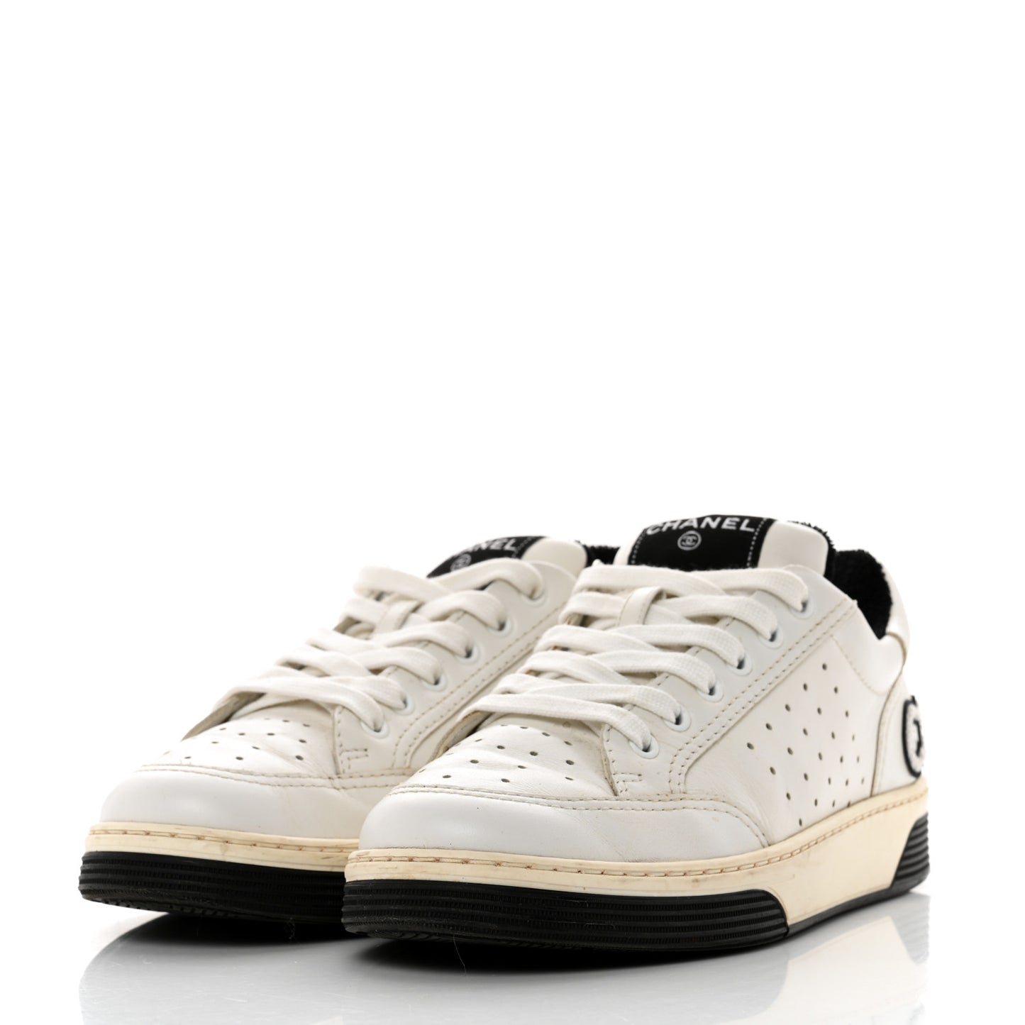 Calfskin Womens Logo Sneakers 39.5 White Black