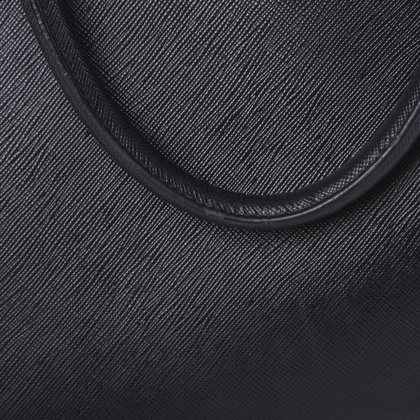 Saffiano Lux Medium Tote Black