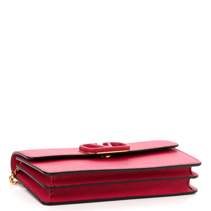 Valentino Garavani Grained Calfskin VSling Wallet On Chain Raspberry 4 of 9