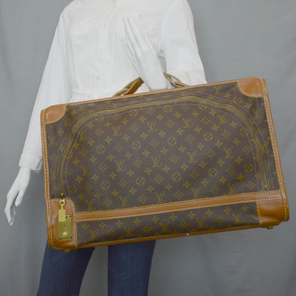 Louis Vuitton French Company 2 of 14