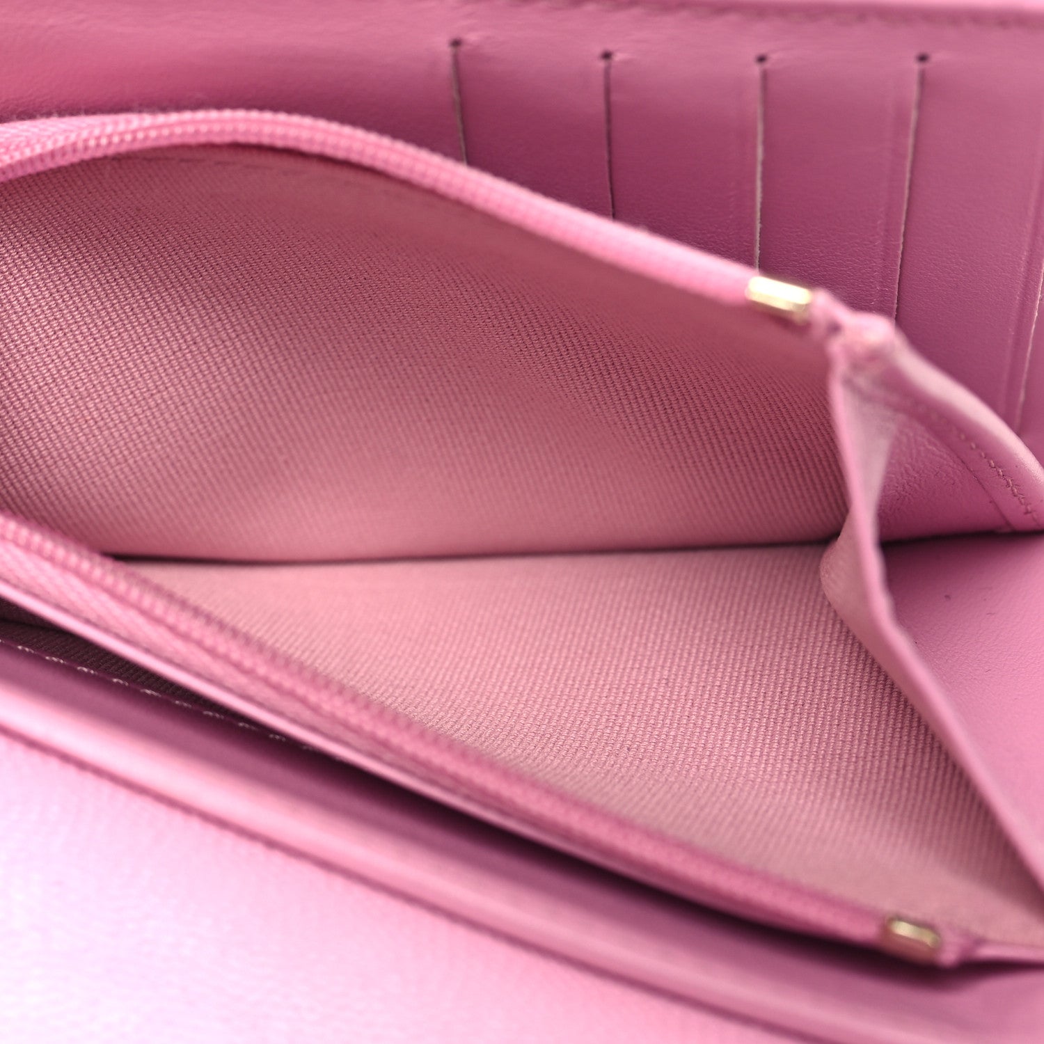 Chanel Caviar Quilted Medium Flap Wallet Lilac 7 of 11