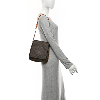 Louis Vuitton Monogram Musette Salsa 2 of 10