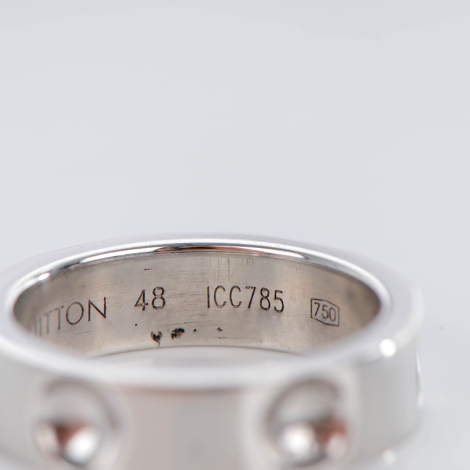 Louis Vuitton 18K White Gold Empreinte Ring 48 4.5 5 of 5