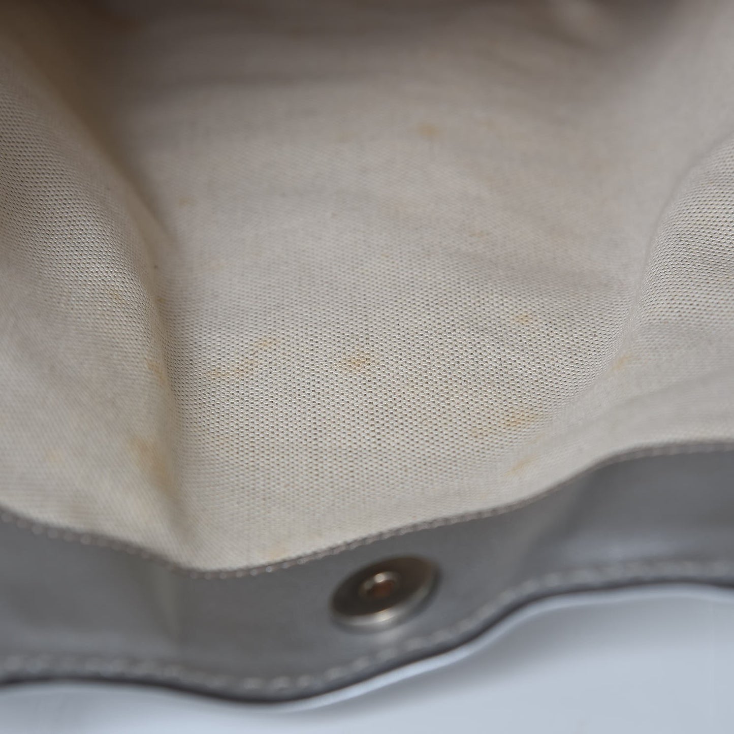 Guccissima Medium Sukey Tote Silver