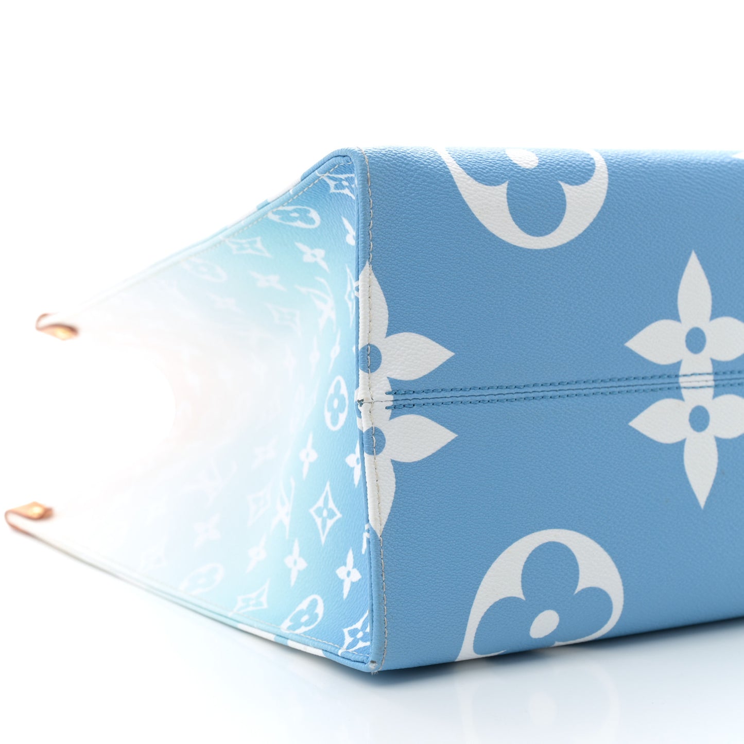 Monogram Giant By The Pool Onthego GM Blue