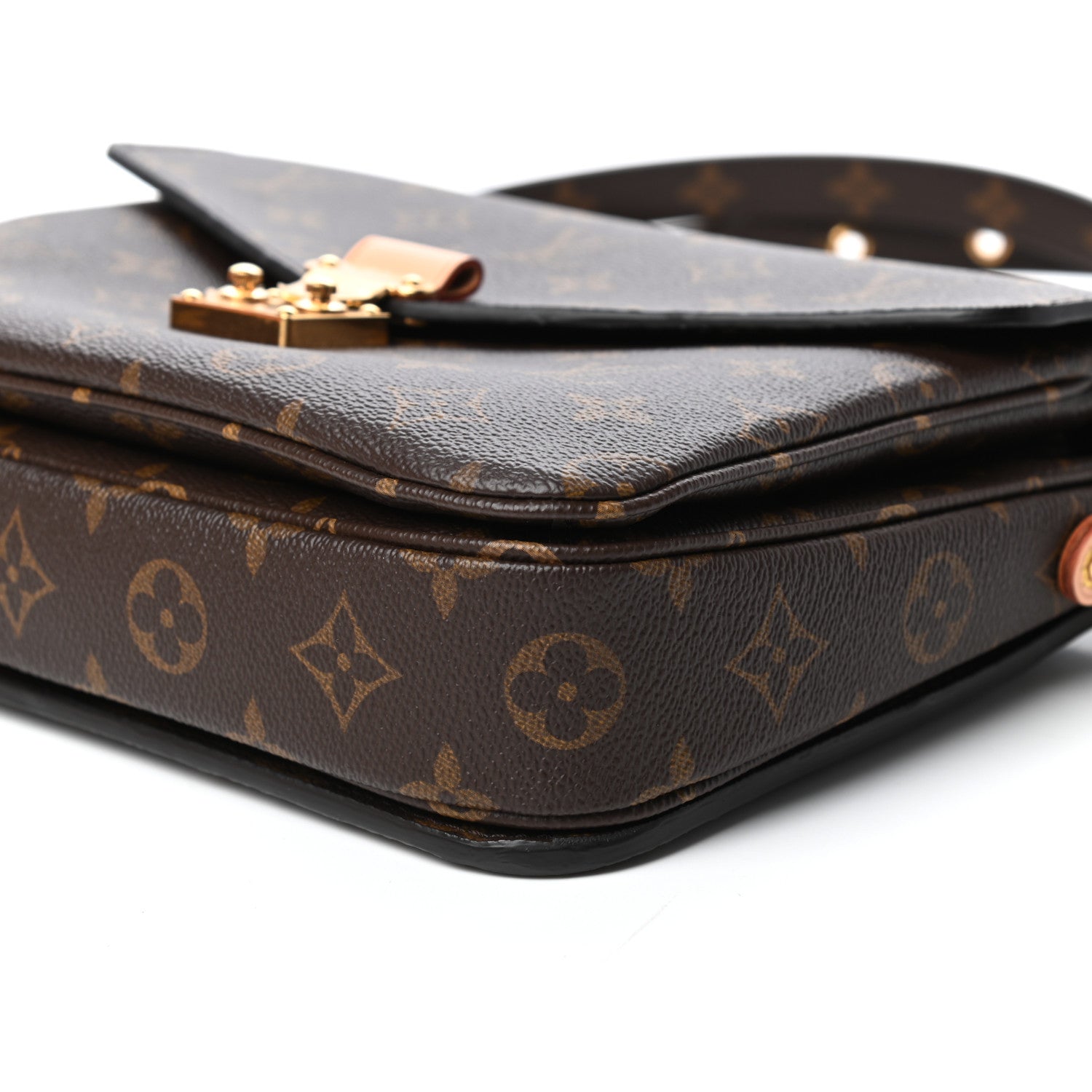 Louis Vuitton Monogram Pochette Metis 9 of 10