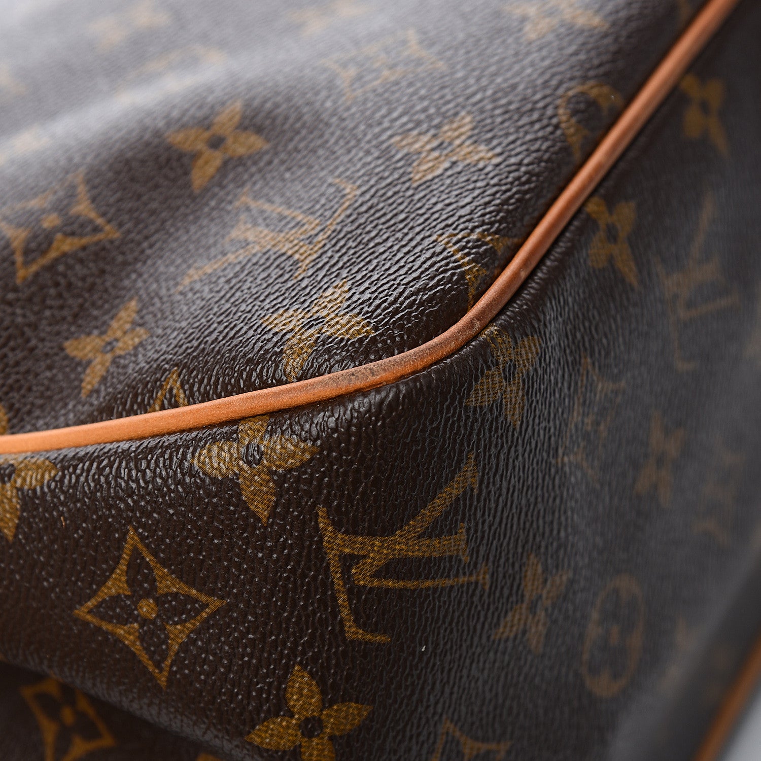 Louis Vuitton Monogram Batignolles Vertical 11 of 13