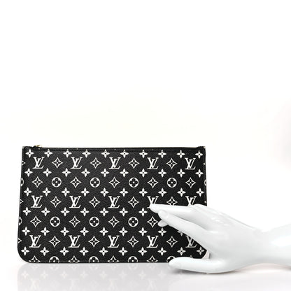 Louis Vuitton Monogram Giant Jungle Neverfull MM GM Pochette Black 2 of 8