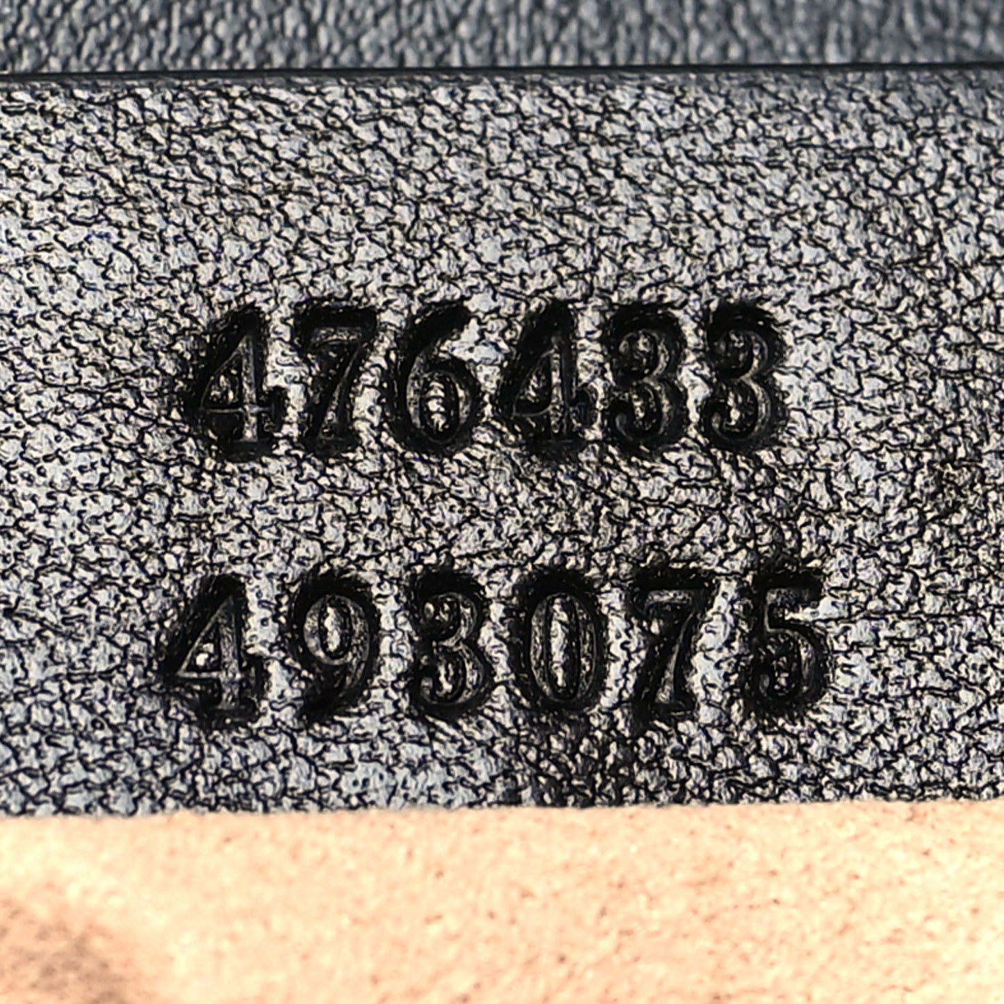 Calfskin Matelasse Super Mini GG Marmont Shoulder Bag Black