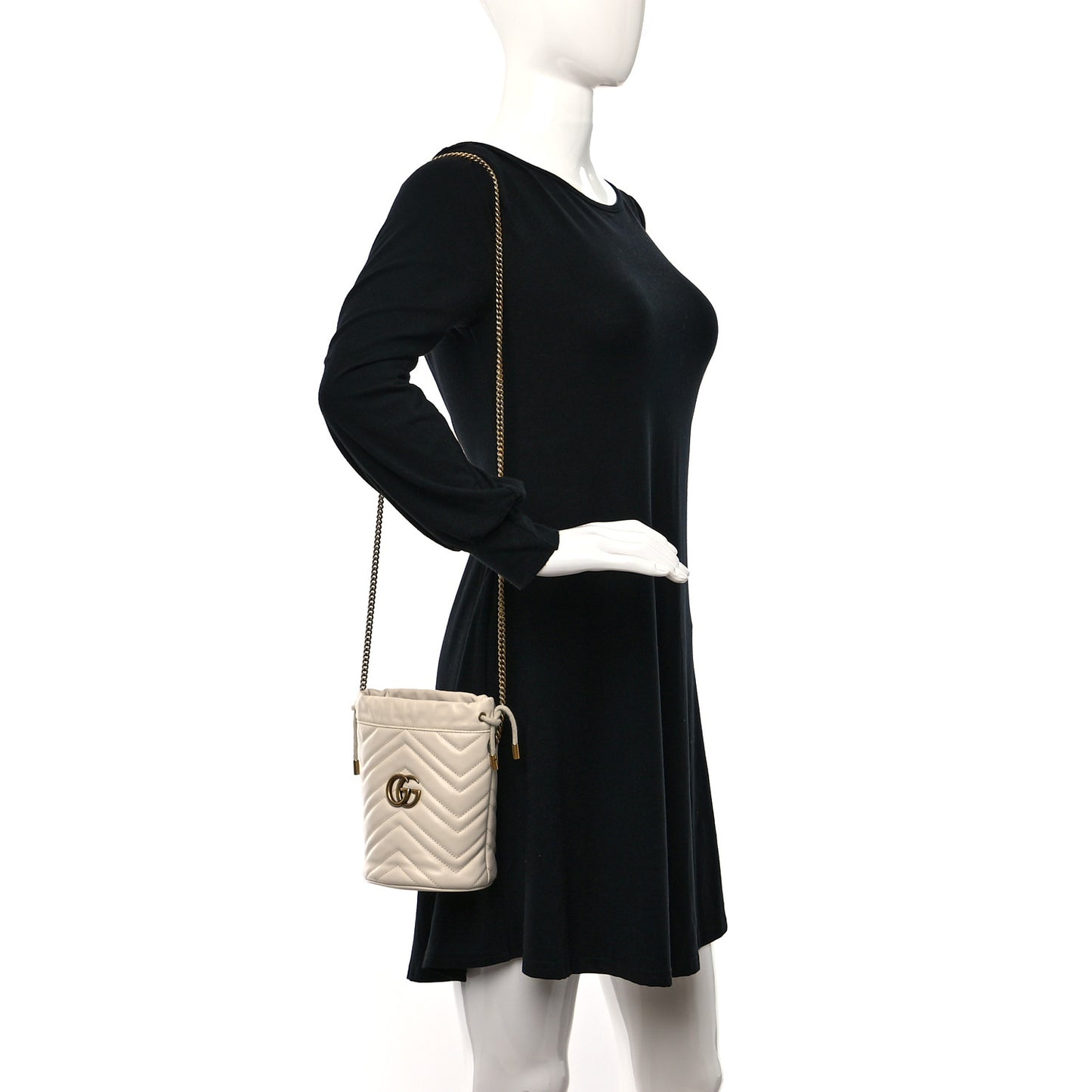 Calfskin Matelasse Mini GG Marmont 2.0 Bucket Bag White