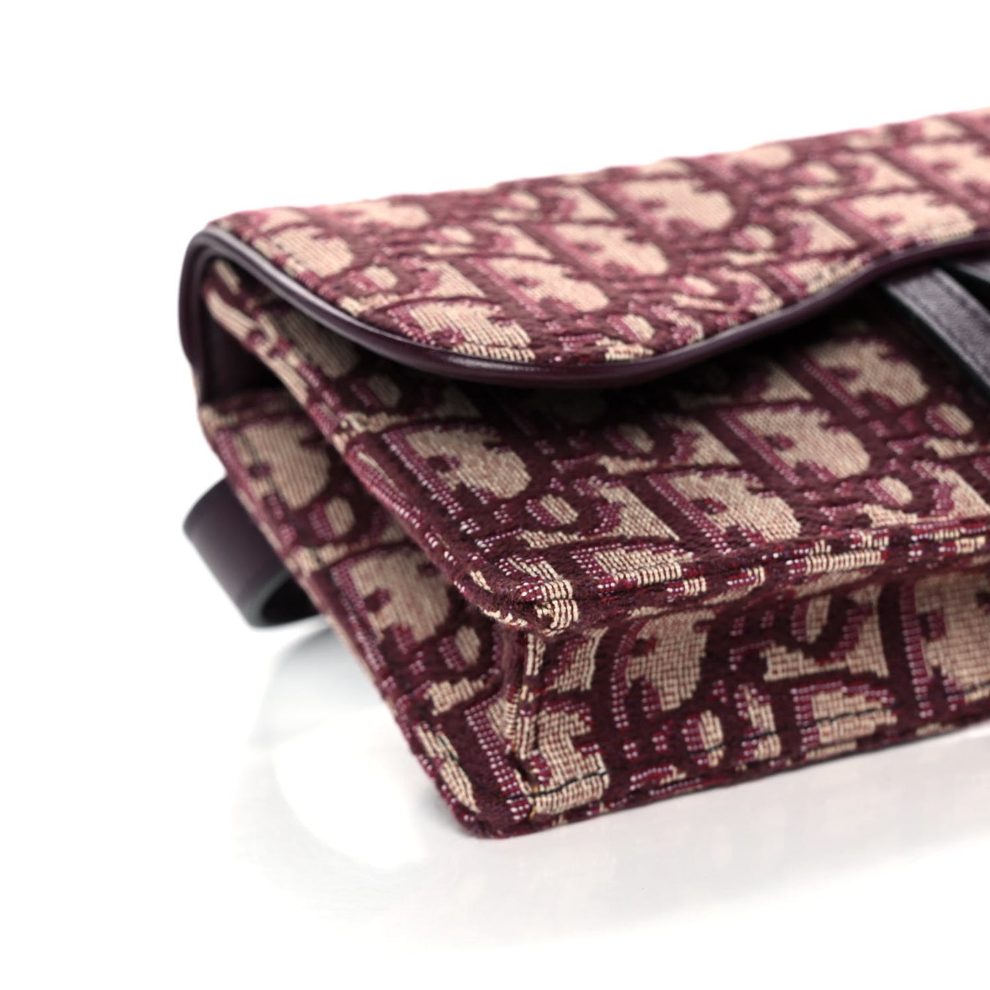 Oblique Saddle Belt Bag Bordeaux